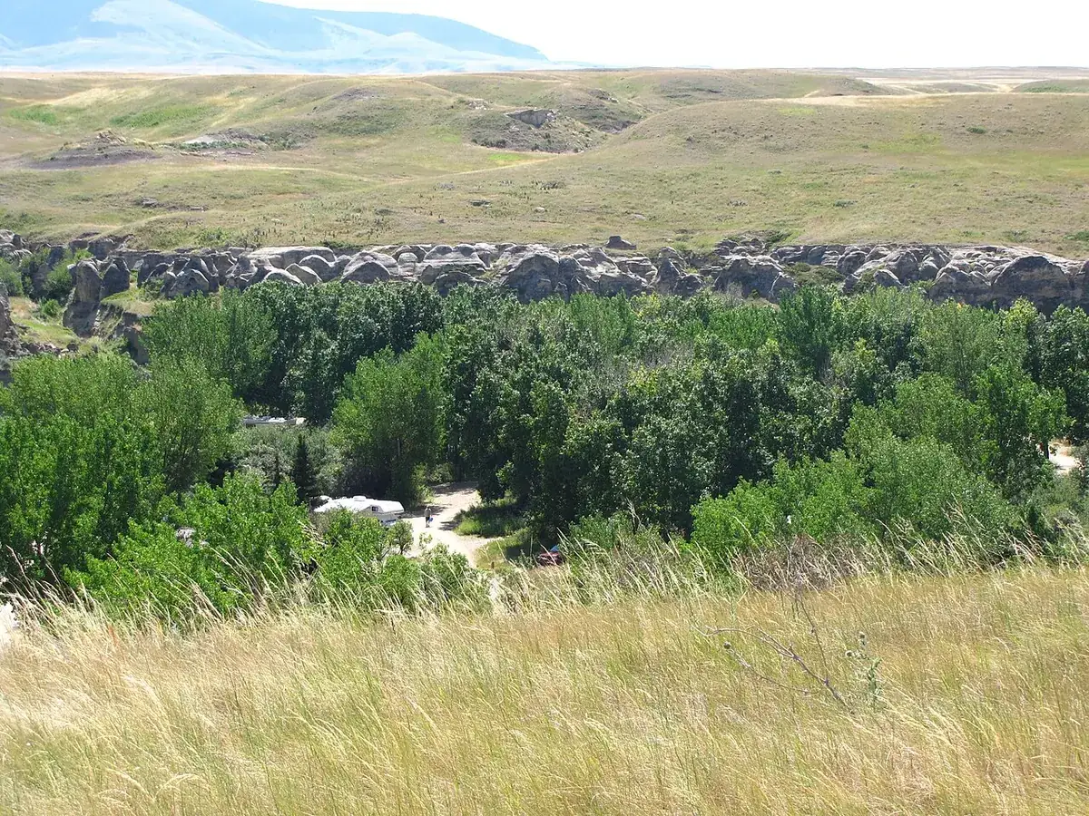 The campground seen from the Writing-on-Stone visitor centre.